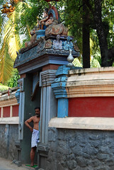 2008-11-01 Walk to Attugal Bhagavathy Temple
