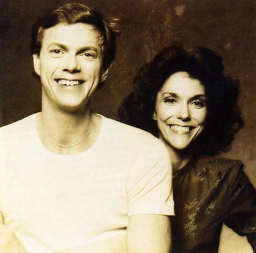Richard and Karen Carpenter Wow this is about my most favorite picture of 