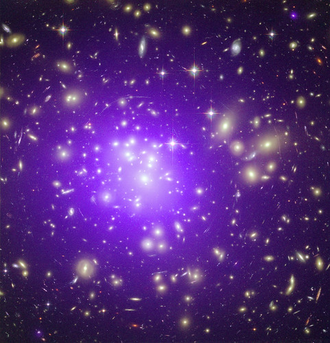 Abell 1689: A Galaxy Cluster Makes Its Mark (A galaxy cluster at a distance of about 2.3 billion light years from Earth.)
