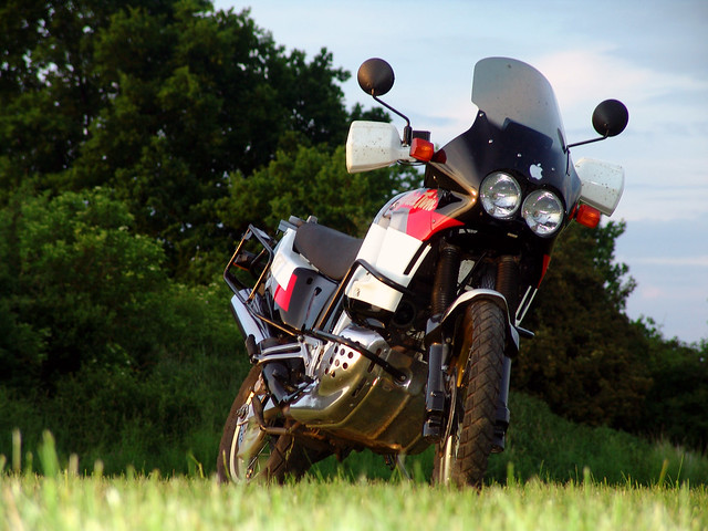 Honda XRV 750 Africa Twin RD04 by topdeluxe