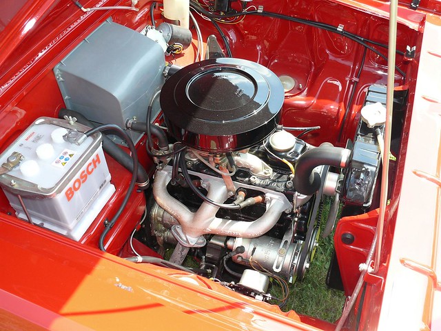 Opel Kadett B Coupe red detail engine