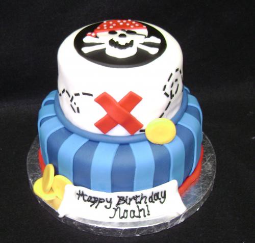 This be a pirate cake for Captain Noah who be turning 3