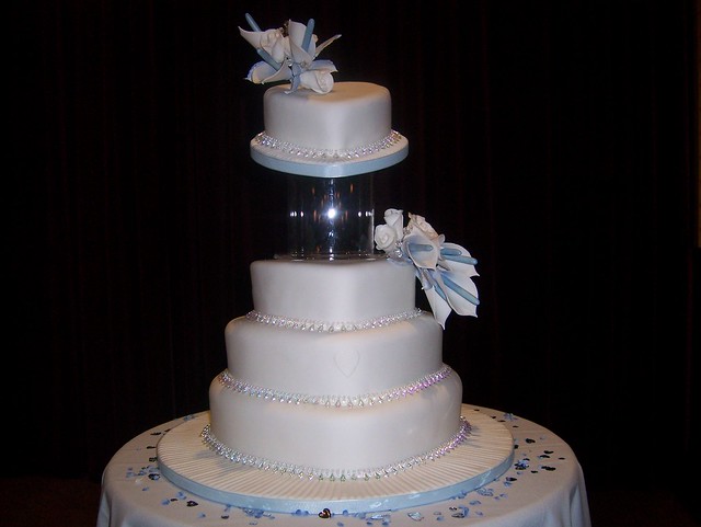 Blue White Arum Lily Wedding Cake Calla