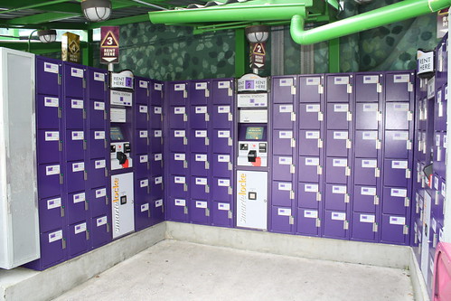Universal Orlando Lockers - by ffg on Flickr - Used under Creative Commons Attribution License