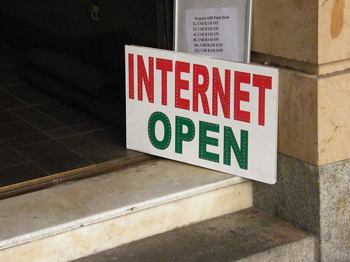 Photograph Credit: Blaise Alleyne. Description: “The Internet was open in Brisbane, fortunately.” Creative Commons License: CC BY 2.0. 