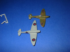 acm_Trumpeter and Minicraft 1/144 Spitfires