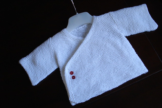 Ravelry: Seamless Kimono (Infant + Toddler Sizing) patt
ern by