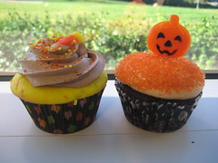 More Halloween Cupcakes
