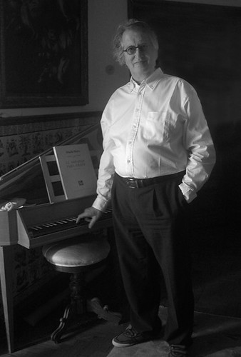 Gerrit Komrij en clavecimbel