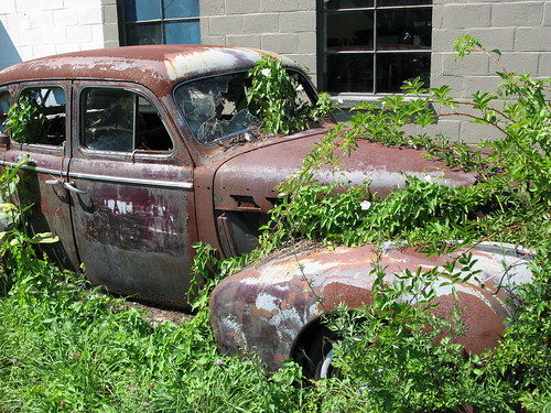 The other rusty old car