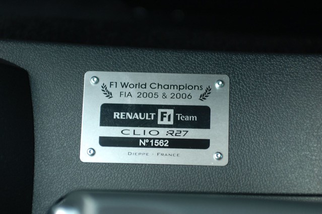 Renault Clio Sport R27 F1 Team