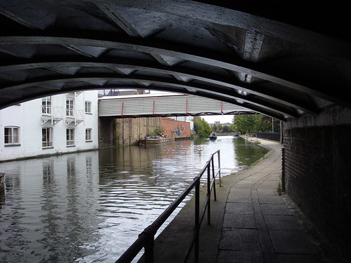London Canal stroll (09/7/2008) width=