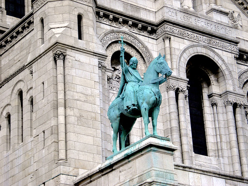 020.10.06.2007 PARIS - Butte Montmartre Le Sacré Coeur - statue de St Louis