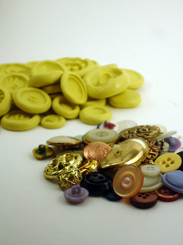 CraftyGoat's Notes: Make Button Molds for Creating Polymer Clay Buttons