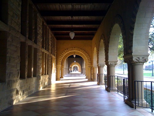 Stereotypical Stanford Quad picture