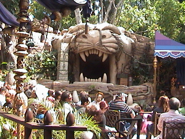 Indiana Jones™ and the Secret of the Stone Tiger Revealed!, Aladdin's Oasis, Adventureland, Disneyland®, Anaheim, California, 2008.05.26 15:15