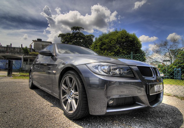 HDR BMW 320i E90 7 exposure HDR tonemapped in Photomatix 30