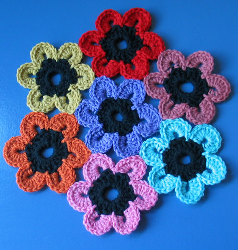 Crochet Pattern Central - Free Table Runner Crochet Pattern Link