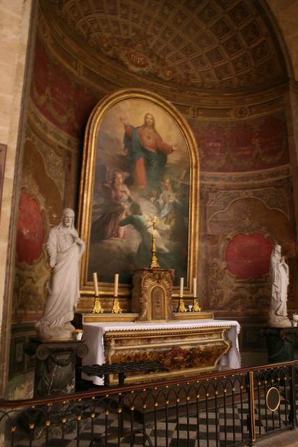 Inside Eglise Notre-Dame