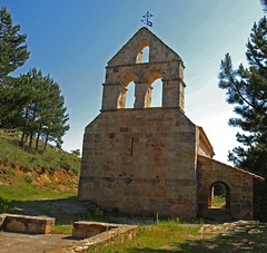 Frontada (Palencia). Iglesia de San Andrés