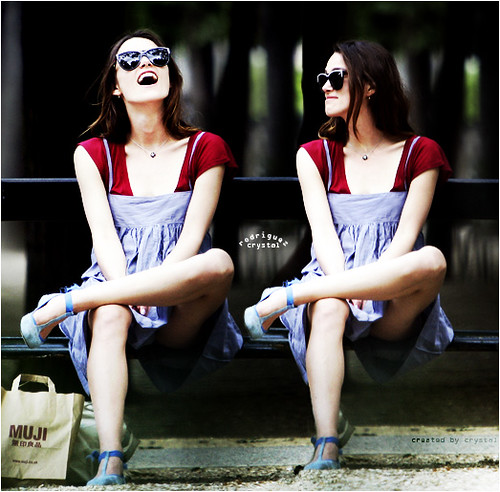 Keira Knightley and Her Twin I got bored and I really like these pictures
