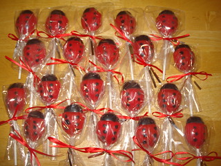 lady bug chocolate lollipops