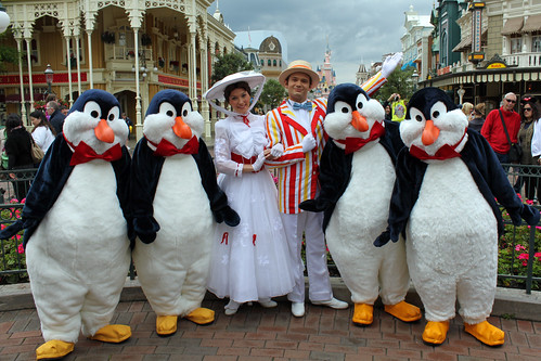 Mary Poppins, Bert and the Penguins