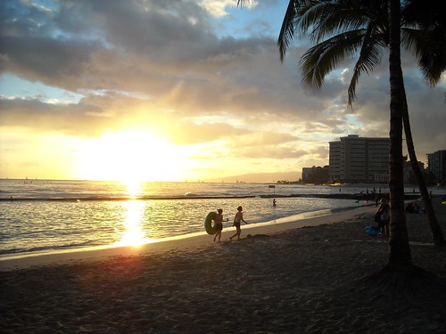Waikiki Sunset by jdnx