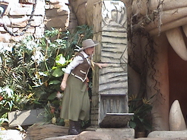 Indiana Jones™ and the Secret of the Stone Tiger Revealed!, Aladdin's Oasis, Adventureland, Disneyland®, Anaheim, California, 2008.05.26 15:24