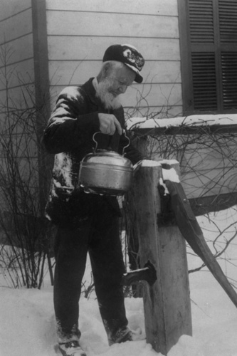 Thawing the Pump 1916
