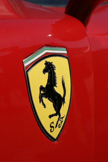 The Ferrari emblem on a F40
