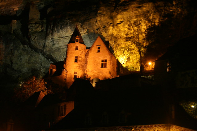 Night scene of La Roque-Gageac