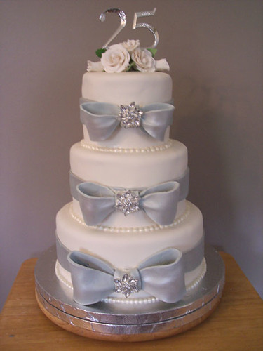 25th wedding anniversary cakes ideas