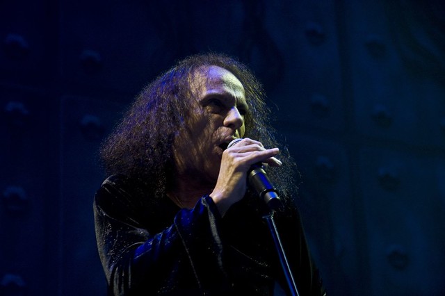 ronnie-james-dio.com Estimated Worth $598.6 USD by websiteoutlook
