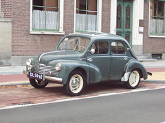 Renault 4 CV
