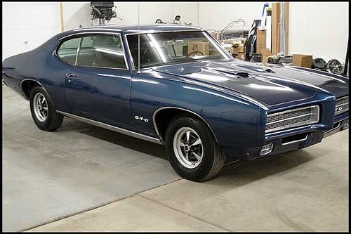 1969 Pontiac GTO front quarter view 400 350 HP Automatic auctioned at 