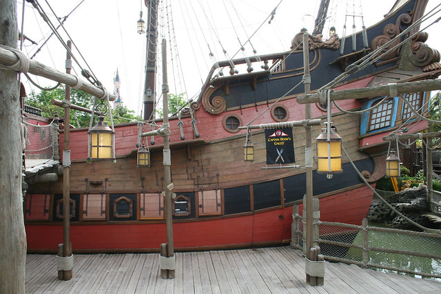 Captain Hook's Gallery (Adventureland) 2560229689_f9a1cd938a_z