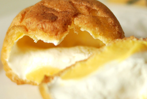 cream puff / モンテール 牛乳と卵のカスタード&ホイップシュー - 無料写真検索fotoq