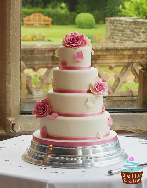 My Vintage Dusky Rose Wedding Cake for Hayley and Andy who fell in love with