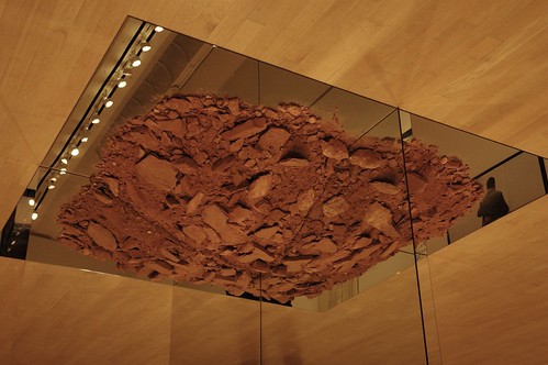Robert Smithson earthwork reflection exhibition, De Young Museum, San Francisco, California, USA by Wonderlane