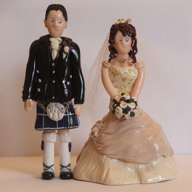Wedding Cake Toppers Bride and Groom in Kilt Bride in champagne coloured