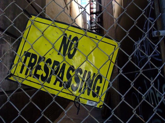 No trespassing