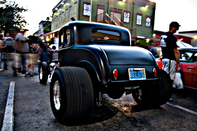 The black hot rod at old town It's super loud