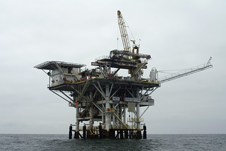 Gina Oil Platform, by Erik.Nielsen.Photos on Flickr, reused under CC licence
