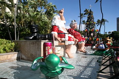 Hawai'i: Honolulu Christmas Displays