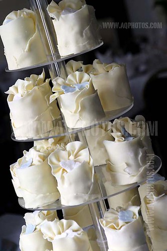 Glorious individual white chocolate wedding cakes
