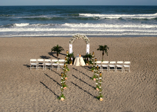 Another great beach wedding ceremony set up
