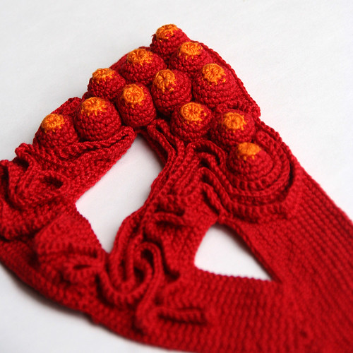 Crochet necklace - "Riesenkaviar"