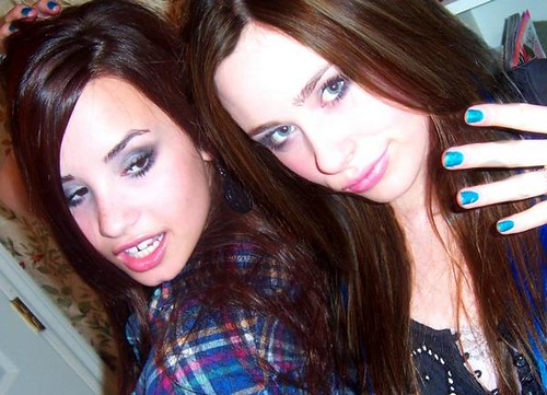 Demi Lovato Rare with friend Lindsey Black