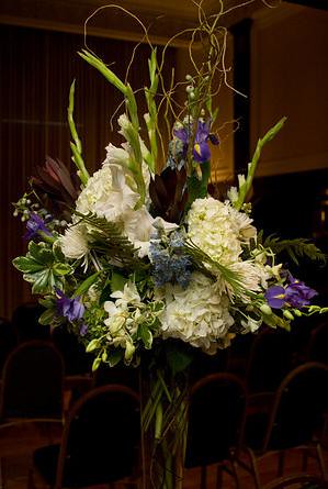 Wedding altar flowers Flowers at a wedding ceremony
